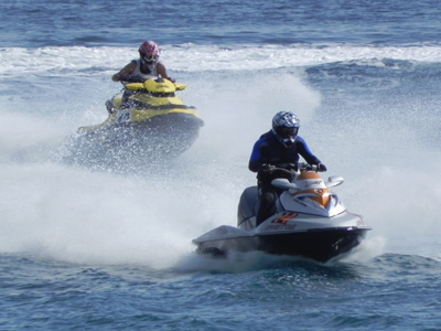 Σούπερ θέαμα με Jet Ski στην Ανάβυσσο